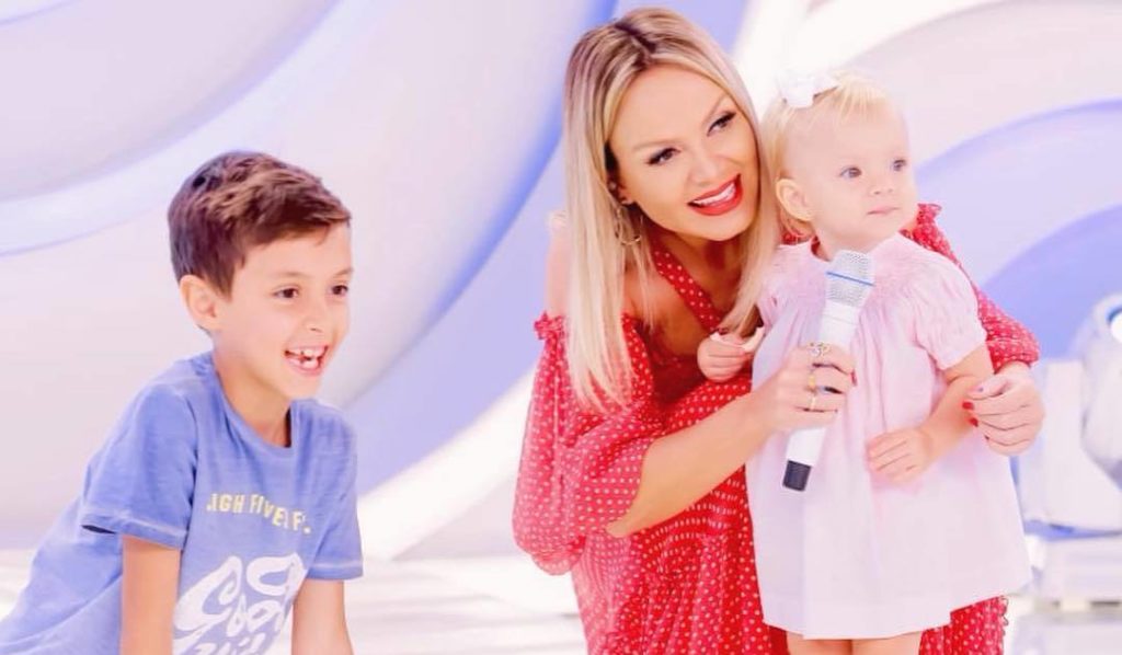 Eliana, Manu e Arthur (Foto: Reprodução/Instagram)