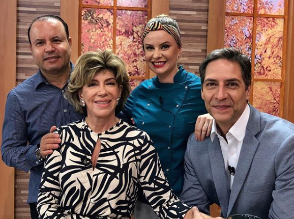 Silvia Poppovic com o diretor Vildomar Batista e o apresentador Luís Ernesto Lacombe vão comandar o Aqui na Band. (Foto: Reprodução/Instagram)