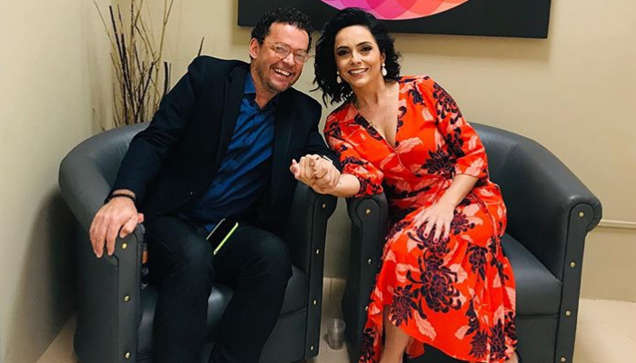 Os ex-Globo Fernando Rocha e Izabella Camargo no SBT (Foto: Reprodução/Instagram)