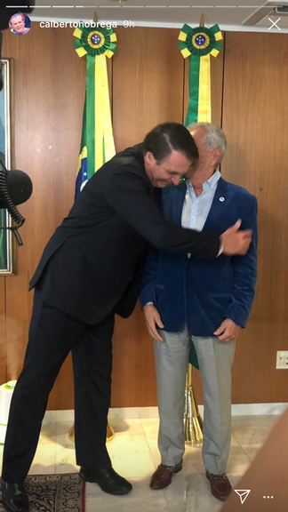 O presidente Jair Bolsonaro e o humorista Carlos Alberto de Nóbrega (Reprodução: Instagram)