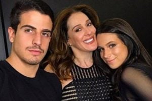 Claudia Raia, Enzo e Sophia (Foto: Divulgação)