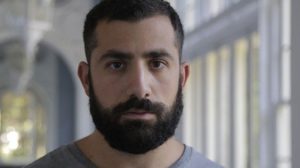 Kaysar Dadour está no elenco da novela Órfãos da Terra, trama das seis da TV Globo. (Foto: Reprodução)