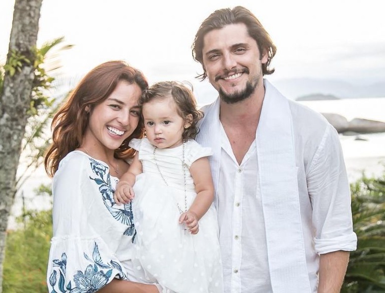 Yanna Lavigne e Bruno Gissoni da Globo e a filha vão morar em novo apartamento milionário no Rio de Janeiro Foto: Reprodução