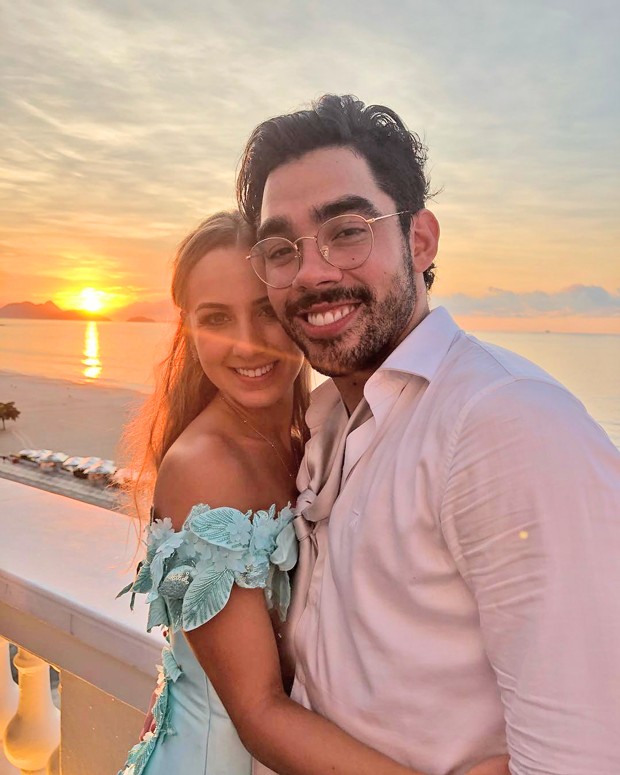 Gabriel Diniz e a namorada, Karoline Calheiros (Foto: Reprodução/ Instagram)