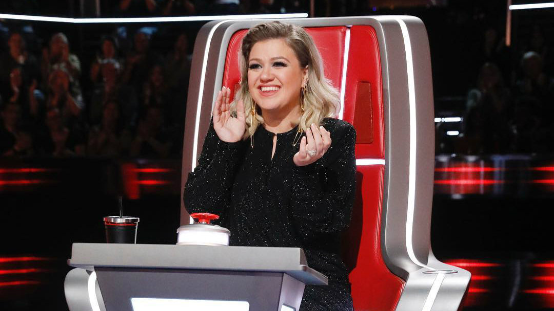 Kelly Clarkson é obrigada a emagrecer (Foto: Reprodução)