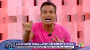 Leo Dias se revoltou ao vivo durante o Fofocalizando do SBT