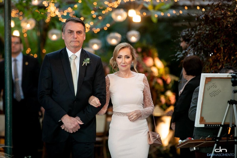 O presidente Jair Bolsonaro no casamento do filho 03 (Foto: Divulgação/Davi Nascimento