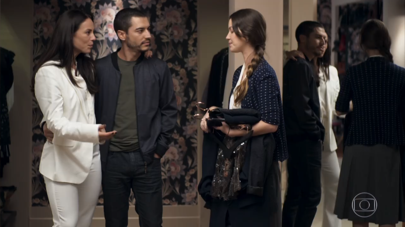 Vivi (Paolla Oliveira), Camilo (Lee Taylor) e Fabiana (Nathalia Dill) em cena de A Dona do Pedaço (Foto: Reprodução/Globo)