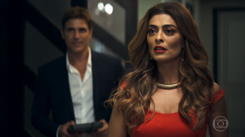 Maria da Paz (Juliana Paes) e Régis (Reynaldo Gianecchini) em A Dona do Pedaço (Foto: Reprodução/Globo)