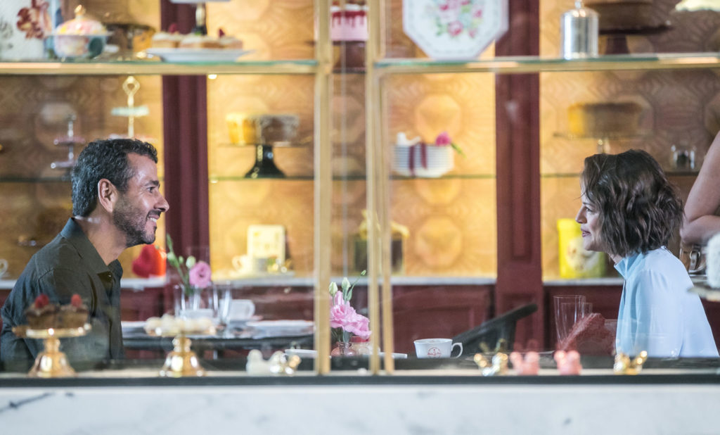 Amadeu tem encontro emocionante com Josiane em A Dona do Pedaço (Foto: Divulgação)