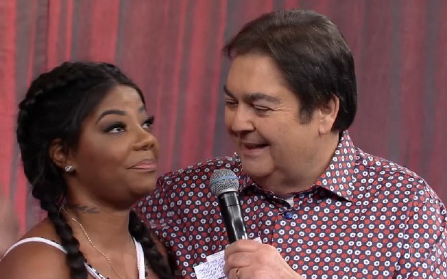 Ludmilla com Faustão (Foto: Reprodução)