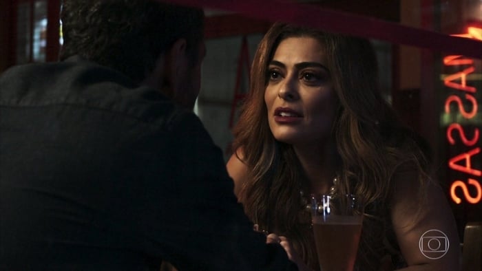 Maria da Paz (Juliana Paes) e Amadeu (Marcos Palmeira) em A Dona do Pedaço (Foto: Reprodução/Globo)