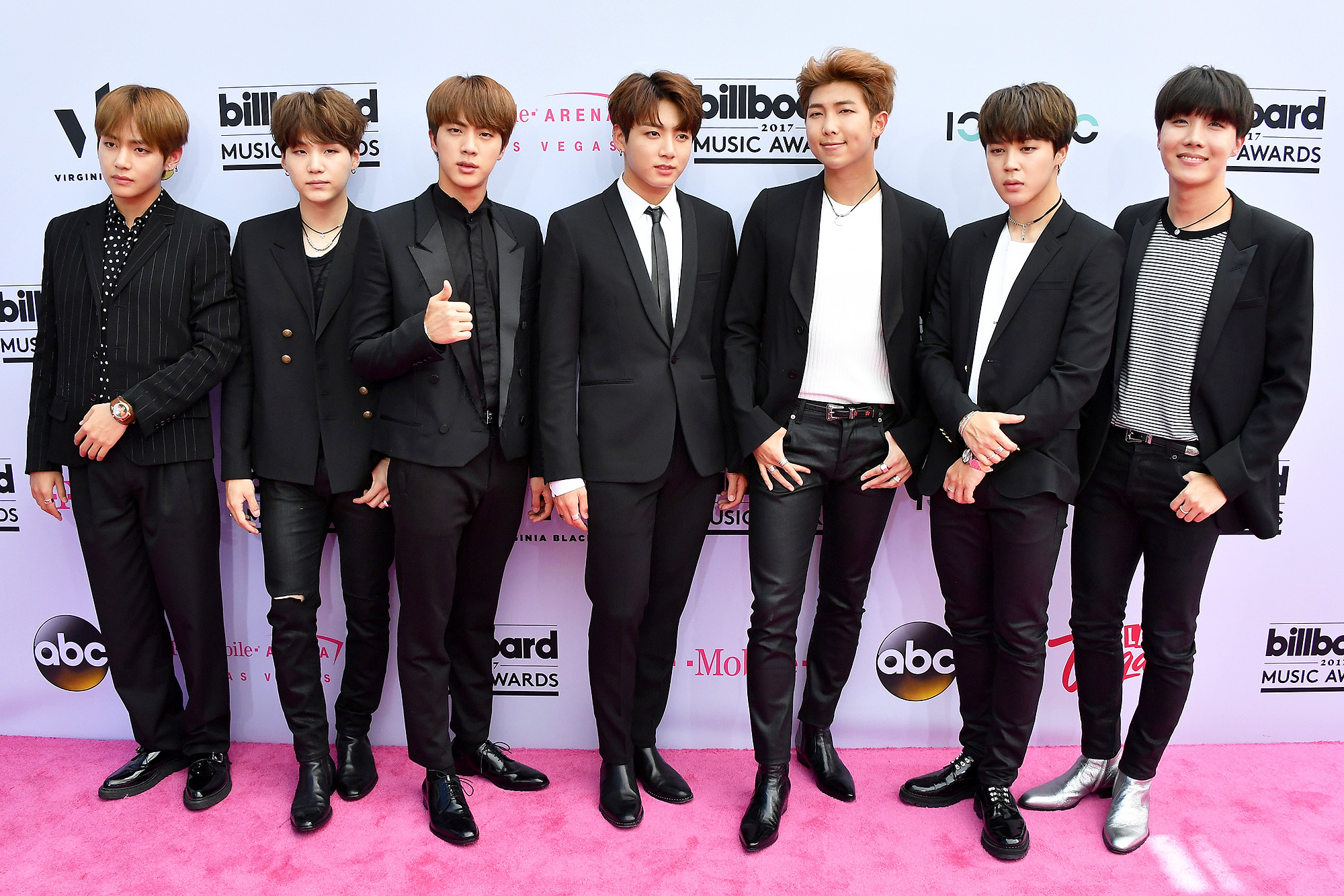 O grupo BTS ganha game e os fãs esperam ansiosamente o lançamento (Foto: Reprodução)