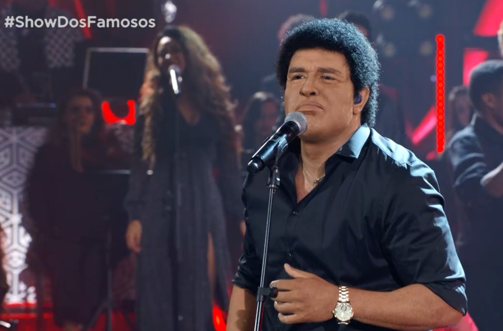 Diogo Nogueira cantou 'Fogo e Paixão' em uma homenagem a Wando no' Show dos Famosos' — (Foto: TV Globo)