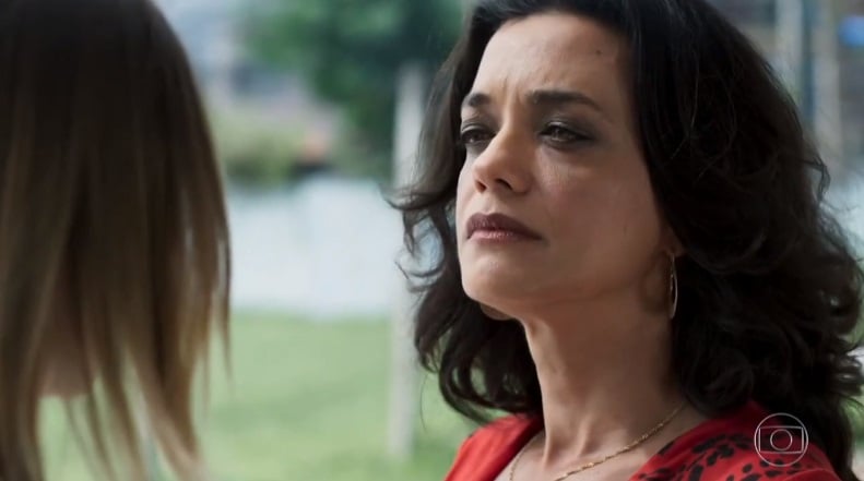 Missade (Ana Cecília Costa) em cena na novela Órfãos da Terra da Globo