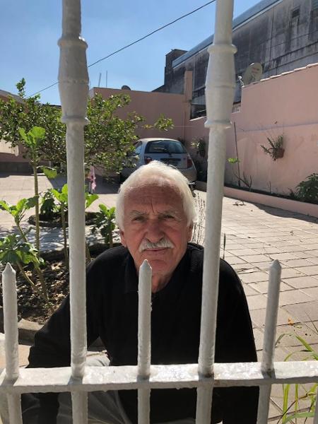 José Marques é vizinho do assassino de Rafael Miguel e mora na rua onde ele foi morto (Foto: Felipe Pinheiro/UOL)