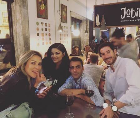 Luana Piovani e amigos em Lisboa (Foto: Reprodução/ Instagram)