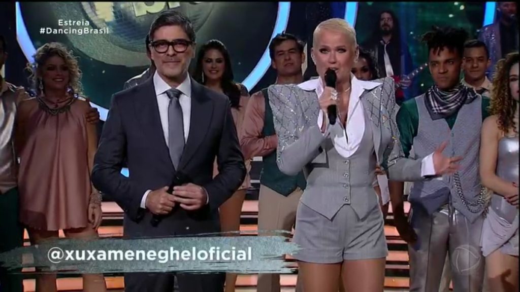 Junno Andrade e Xuxa Meneghel na estreia do Dancing Brasil 5, reality show exibido semanalmente pela Record. (Foto: Reprodução)