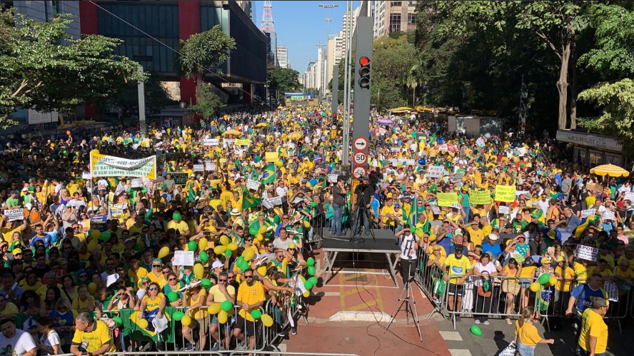 TV Gazeta fez a cobertura da manifestação a favor de Sergio Moro, na Avenida Paulista (Foto: Reprodução/Twitter)