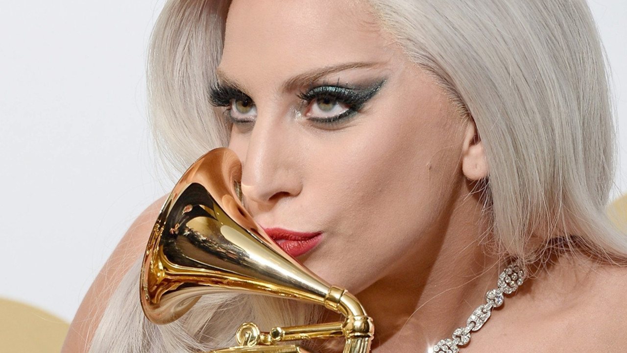 Lady Gaga bate marca surpreendente com música Shallow (Foto: Reprodução)