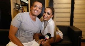 Leo Dias e Anitta (Foto: Divulgação/SBT)