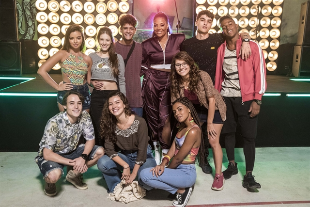 Elenco de Malhação: Toda Forma de Amar com Ludmilla (Foto: Globo/Victor Pollak)