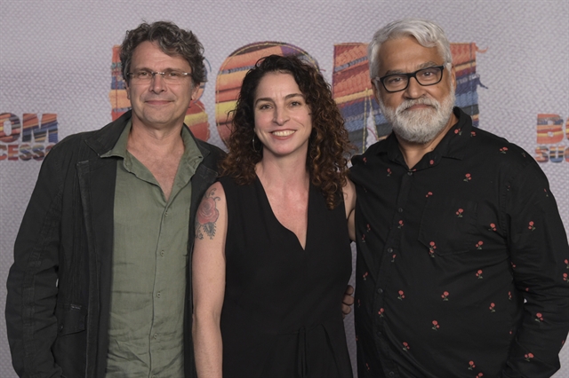 O diretor artístico Luiz Henrique Rios com os autores Rosane Svartman Paulo Halm no lançamento de Bom Sucesso (Foto: Globo/Estevam Avellar)