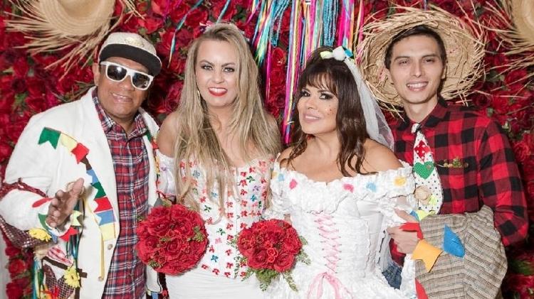 Liminha, Fernanda Fiuza, Mara Maravilha e o noivo Gabriel Torres (Foto: Divulgação)