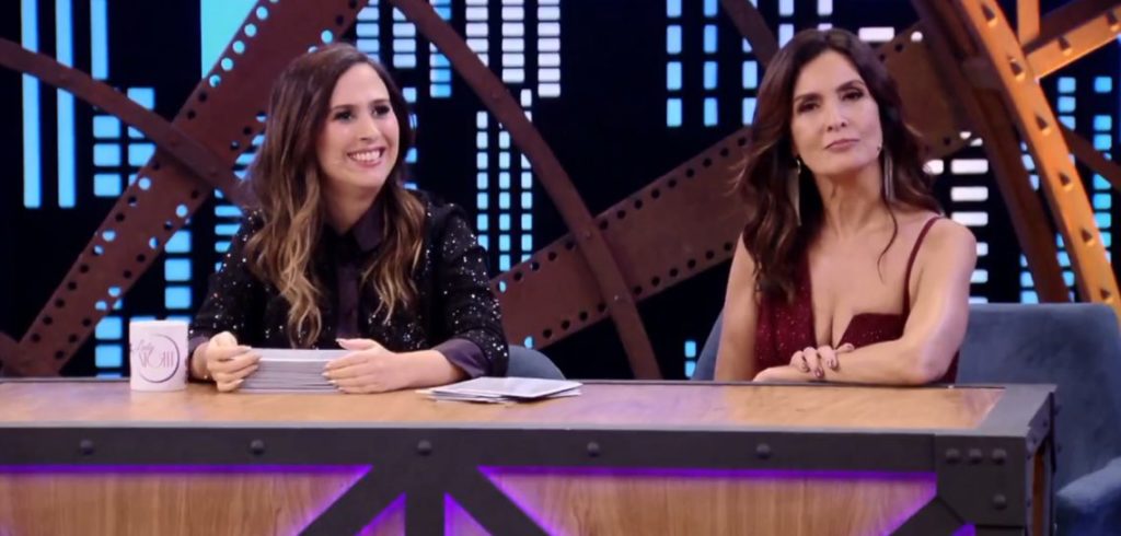 Tatá Werneck recebeu Fátima Bernardes no primeiro episódio do Lady Night que estreou sua quarta temporada no MultiShow (Foto: Reprodução)