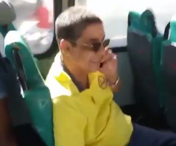 Zeca Pagodinho (Foto: Reprodução/ Instagram) ônibus