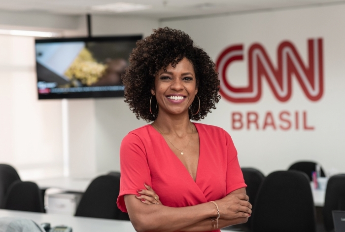 Luciana Barreto é a primeira âncora negra do canal CNN que estreia no Brasil até o final do ano (Imagem: Divulgação)