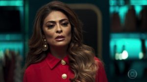 Maria da Paz (Juliana Paes) vai armar golpe contra Josiane (Agatha Moreira) em A Dona do Pedaço (Foto: Reprodução/Globo)