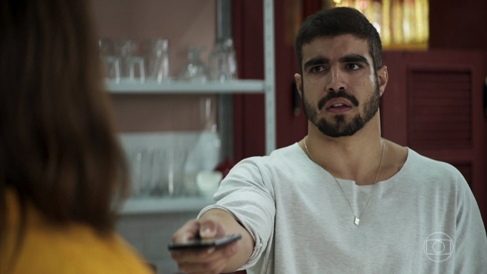 Rock (Caio Castro) terá acerto de contas com Maria da Paz (Juliana Paes) em A Dona do Pedaço (Foto: Reprodução/Globo)