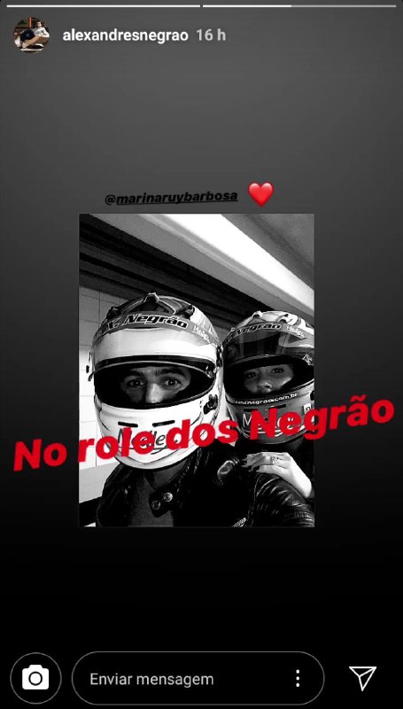 Marina Ruy Barbosa e Xandinho Negrão deram um passeio de moto (Foto: Reprodução/ Instagram)