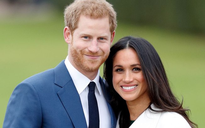 Viagem de seis dias a Ibiza feita pelo Príncipe Harry, Meghan Markle e Archie, foi alvo de críticas pela imprensa (Foto: Reprodução)