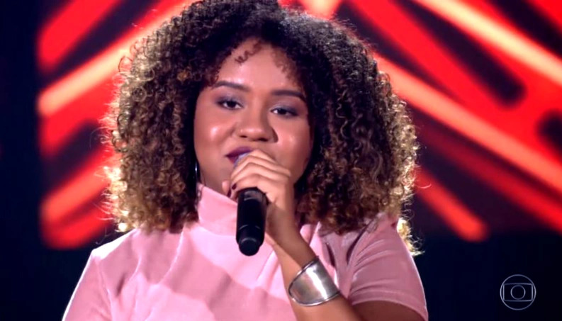 Ana Ruth deu alfinetada em Ivete Sangalo no The Voice Brasil (Foto: Reprodução/Globo)