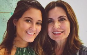 Bia Bonemer e Fátima Bernardes caíram na dança juntas (Foto: Reprodução)