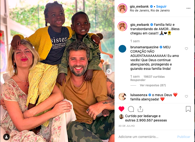 Bruno Gagliasso, Giovanna Ewbank e os filhos, Titi e Bless Foto: Reprodução/Instagram