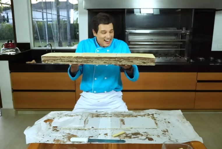 Resultado do wafer gigante preparado por Celso Portiolli (Foto: Reprodução/ Instagram)