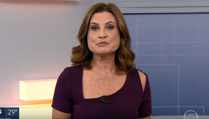 Isabela Scalabrini quase foi às lágrimas em despedida de telejornal da Globo em Minas Gerais (Foto: Reprodução/Globo)