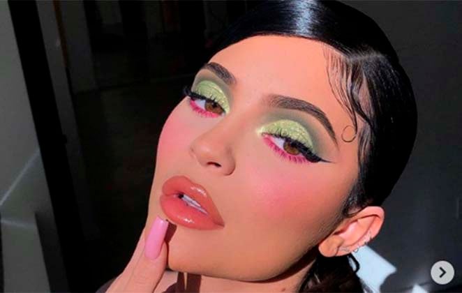 A socialite Kylie Jenner pula de mais de 20 metros de altura em iate e surpreende por coragem (Foto: Reprodução)