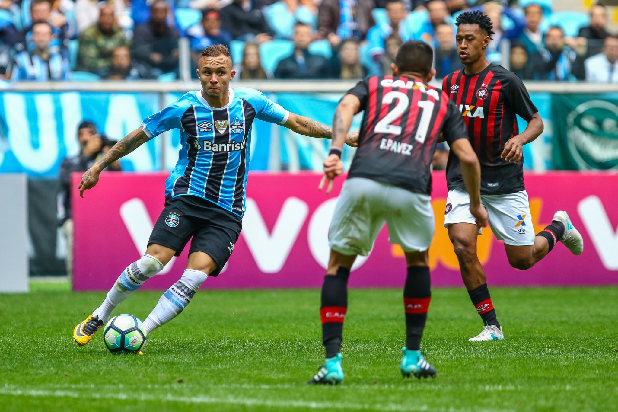 Grêmio x Athletico-PR ao vivo: onde assistir ao jogo do Brasileirão online