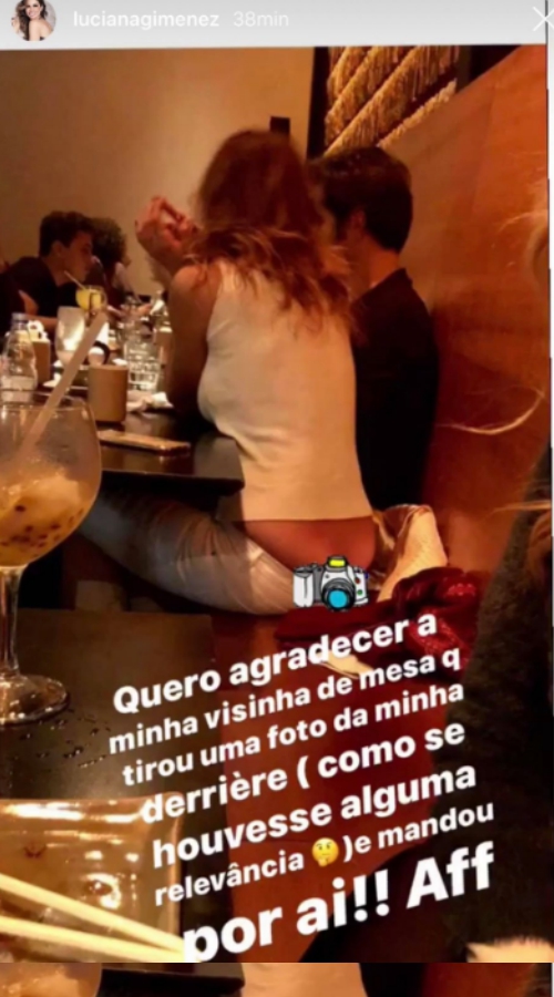 Luciana Gimenez teve bumbum exposto em restaurante e foto viralizou (Foto reprodução Instagram)