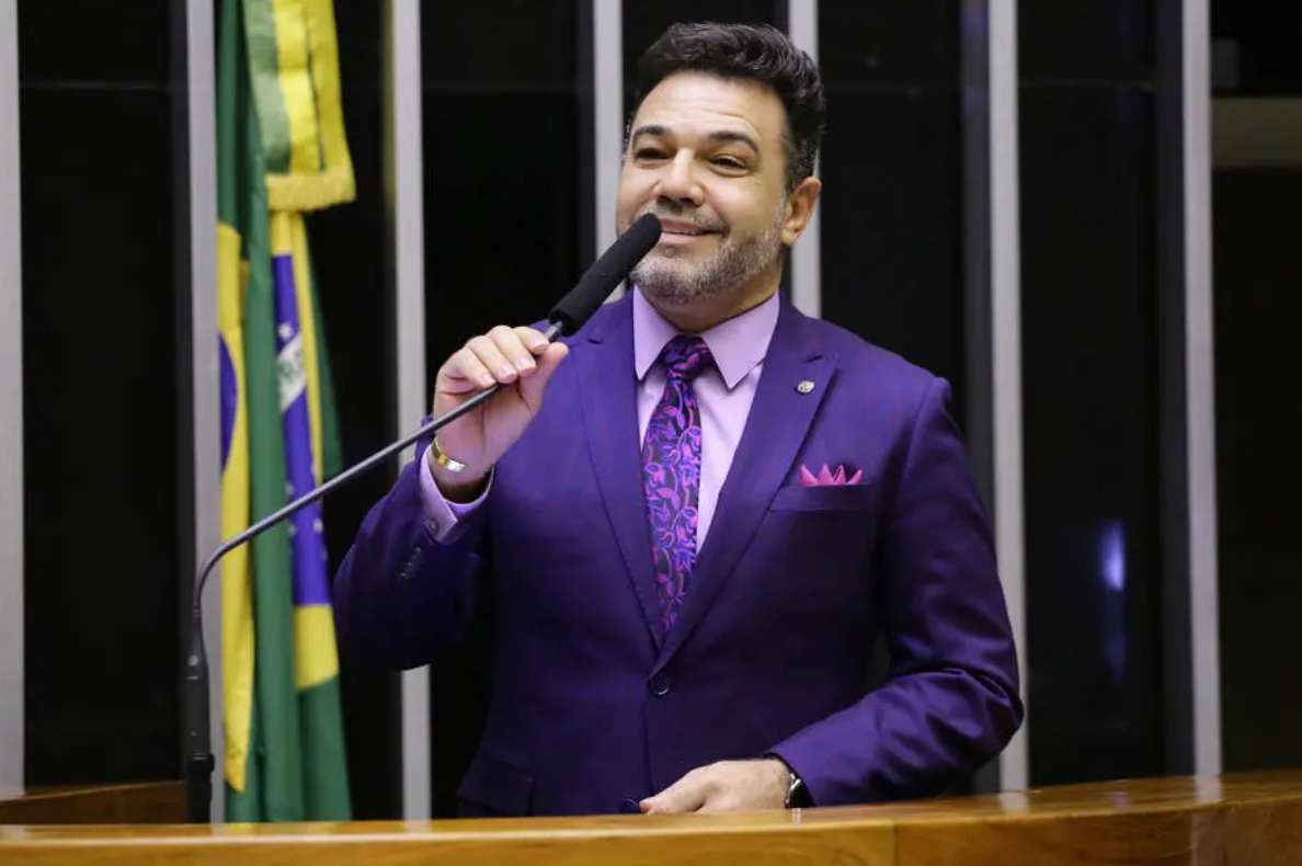 O pastor Marco Feliciano fez uma cirurgia caríssima e ganhará dinheiro público por isso (Foto: Divulgação)