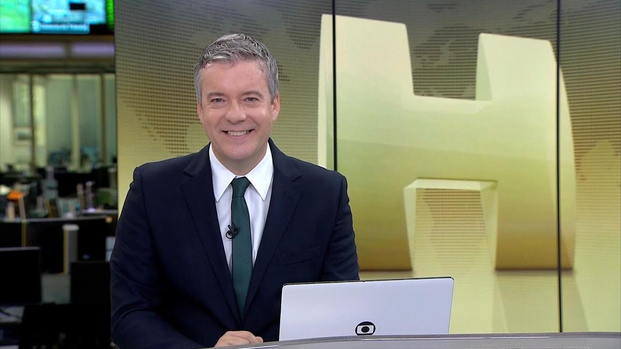 O jornalista Kovalik no comando do Jornal Hoje, da Globo (Foto: Reprodução)