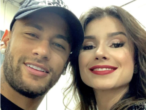 Imagem do post Neymar surge em show de Paula Fernandes e surpreende a cantora: “Bradley dos sonhos”