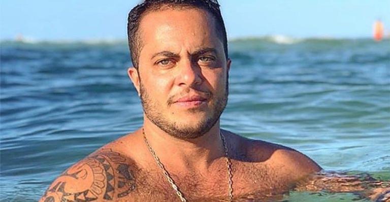 Thammy Miranda surpreende a todos com foto apenas de sunga (Foto: Reprodução)