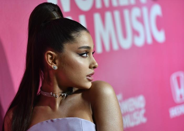 Ariana Grande processa empresa e cria polêmica (Foto: Reprodução)