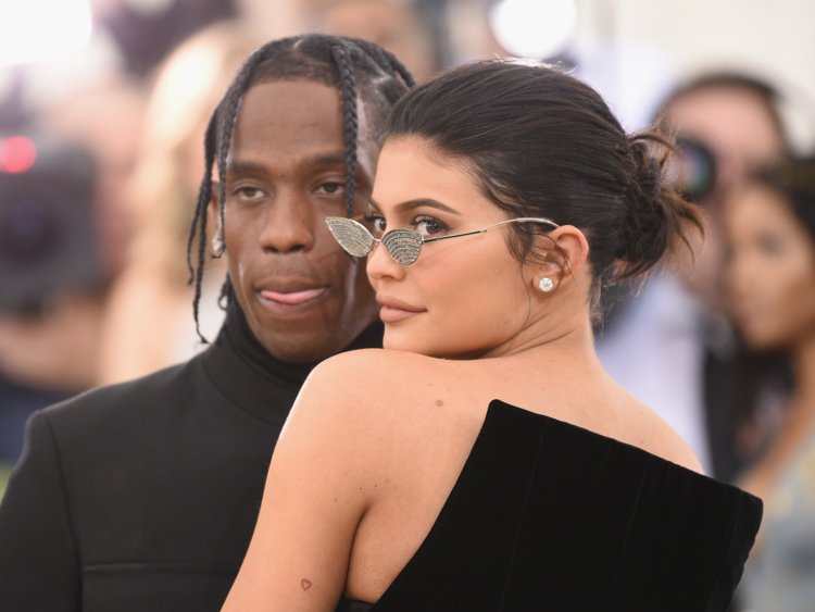 Kylie Jenner publica foto pelada com seu companheiro Travis Scott (Foto: Reprodução)