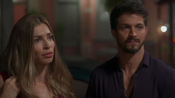 Grazi Massafera (Paloma) e Romulo Estrela (Marcos) em cena da novela Bom Sucesso, que teve sua pior audiência (Foto: Reprodução/Globo)